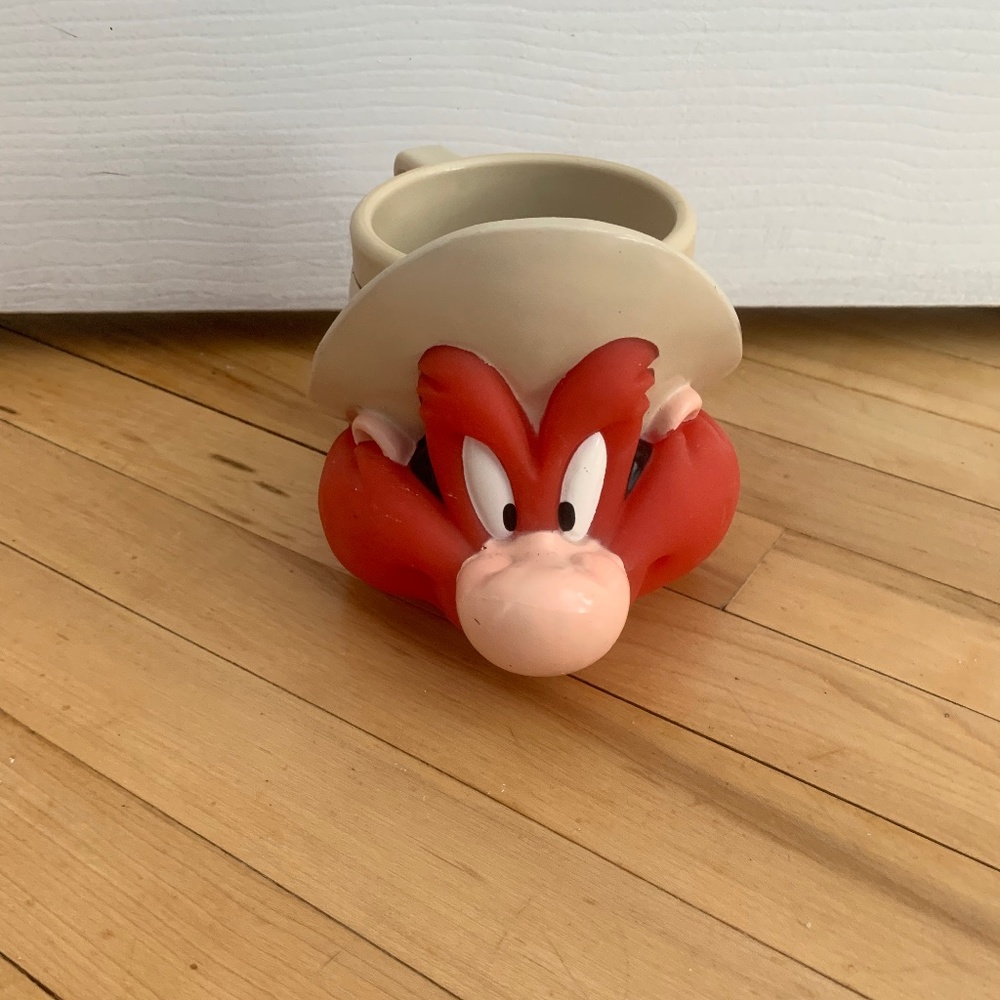 Looney Tunes Yosemite Sam Warner Brothers coffee mug